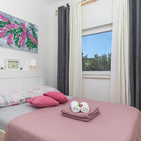 Apartment Glavica トロギール エクステリア 写真