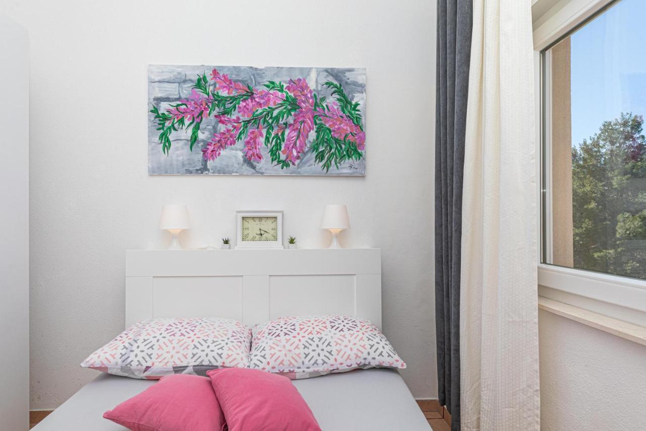 Apartment Glavica トロギール エクステリア 写真